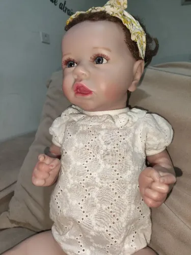 Bebê Reborn Menina - Usada e Bem Conservada