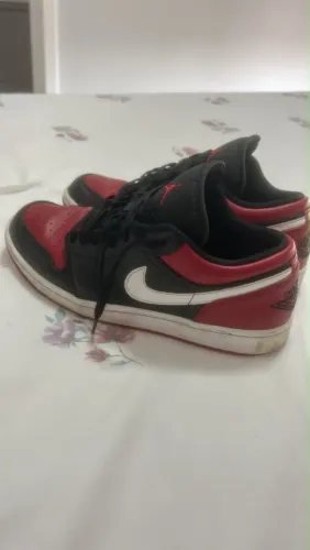 Tenis air jordan 1 low tamanho 42
