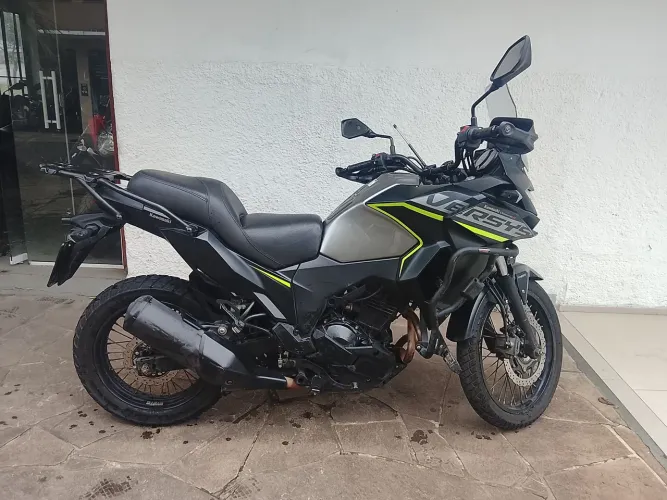 KAWASKI VERSYS 300 LINDA AC TROCAS