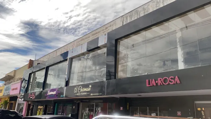 SALAS/LOJA INDIVIDUAIS DE 40 a 60 m2, AO LADO ROTÁRIO ENTRE MIGUEL SÚTIL E AV DANTE DE OLI