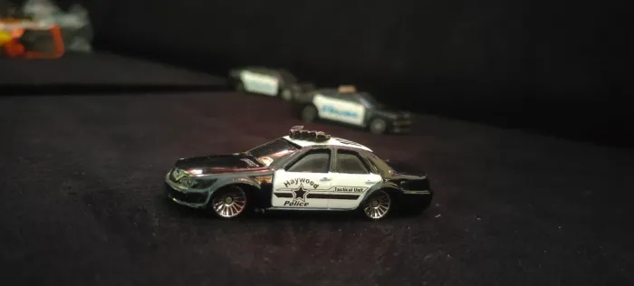 3 CARROS DE POLÍCIA MAISTO 