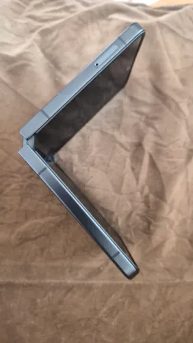 Samsung Z Flip 7