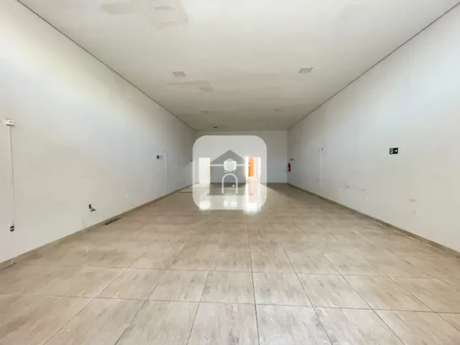 Loja comercial para locação no bairro Martins