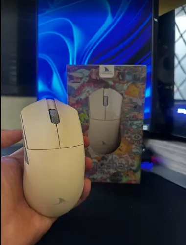 Darmoshark M3 Branco Sem Fio - Leve e Muito Confortável