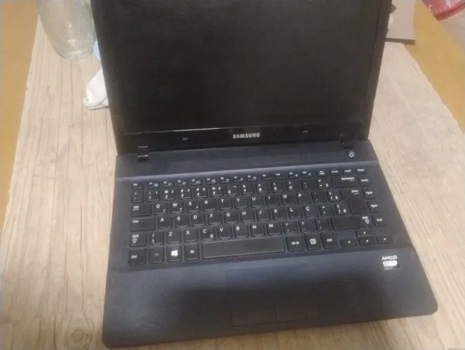 Notebook 275e NP275E4E