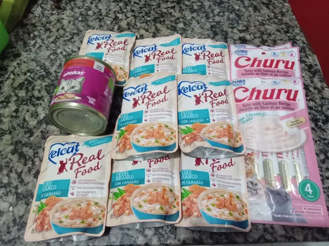 Vendo comida para gato