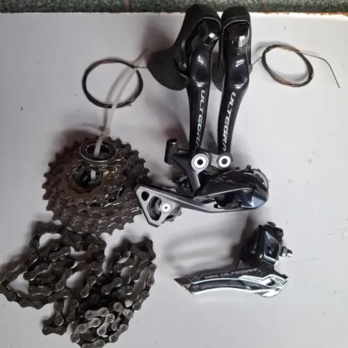Grupo Shimano Ultegra R8000 2x11v Semi-Novo - STI + Câmbios + K7 + Corrente