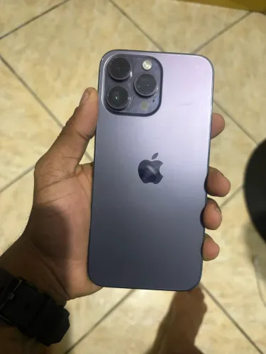 iPhone 14 Pro Max 128gb muito novo