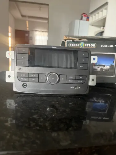 Vende se rádio player First piton modelo :7810H Bluetooth,USB ,