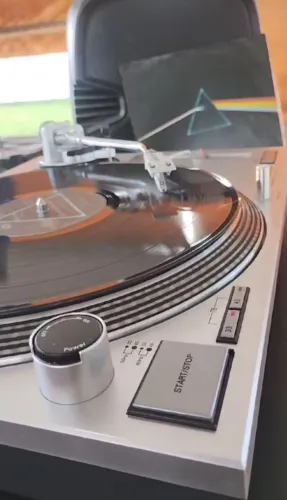 Toca Discos Audio-Technica LP120