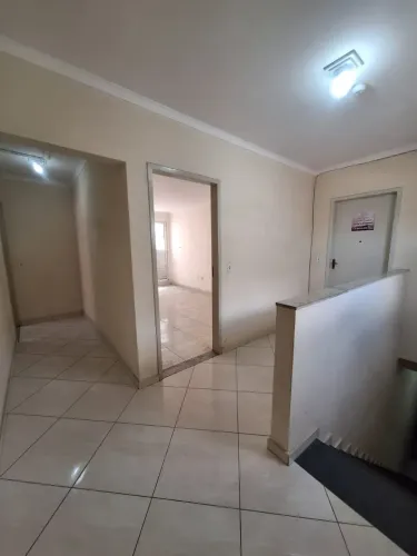 SALA COMERCIAL EM FRENTE AO ASSAI DE GUAIANASES