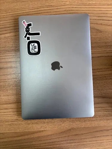 MacBook Pro 15? 2019 i9 - 16GB RAM - 512GB SSD
