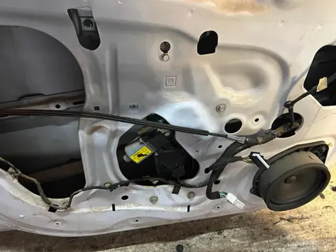 Máquina Vidro Dianteira Esquerda Chevrolet Sonic