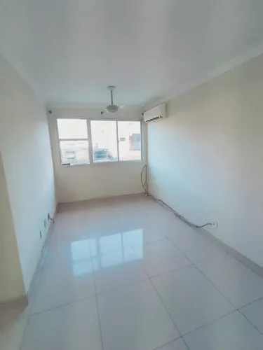 Imóvel para venda tem 48 metros quadrados com 2 quartos em Realengo - Rio de Janeiro - RJ