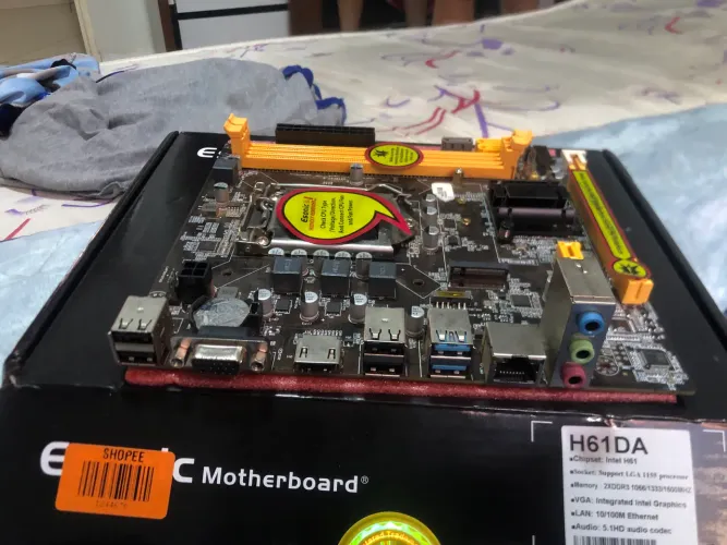 Placa mãe H61DA
