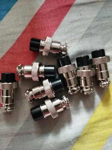 conector mike circular 4 vias