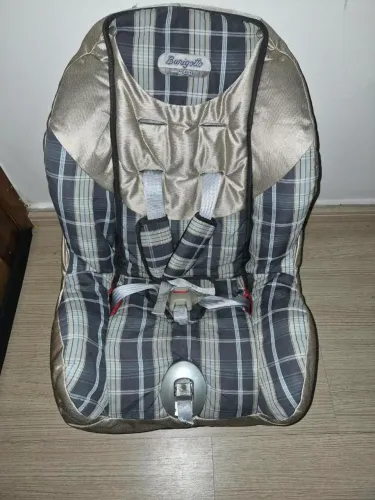 Cadeirinha reclinável pra criança 9 até 18 kg