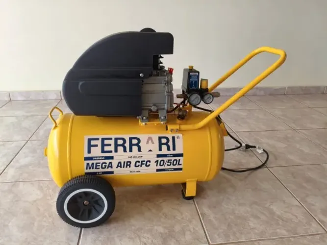 Compressor Ferrari 50L 2HP (127V) + Kit Pintura Motomil 5 Peças [NOVO / SEM USO]