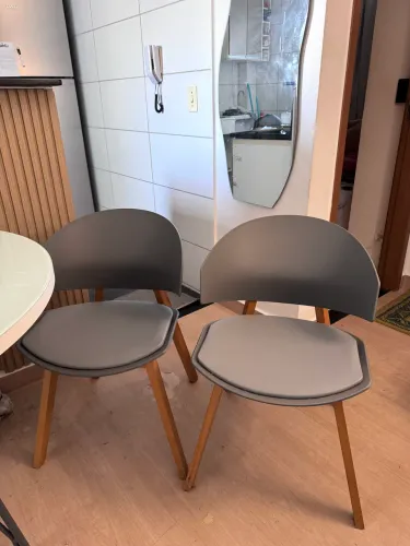 3 cadeiras TOK STOK SCOOP
