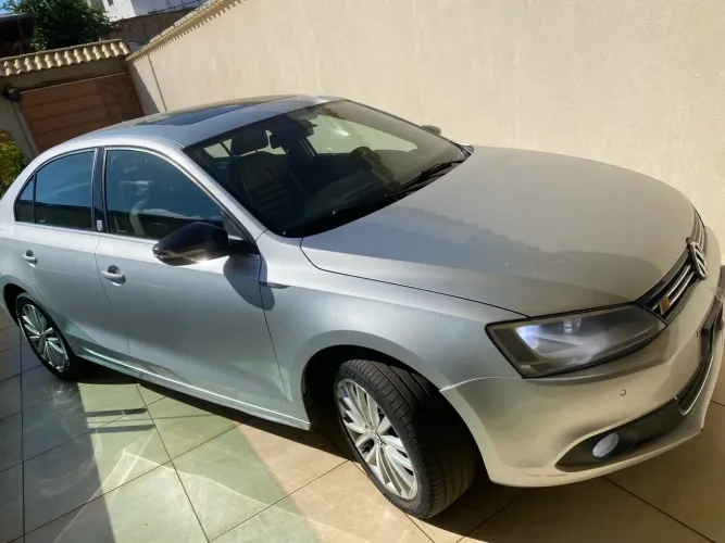 Volkswagen Jetta Highline 2.0 TSI 16V 4P Tiptronic 2013