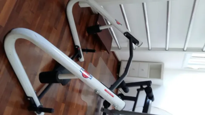 Aparelho abdominal, local para acoplar anilhas, marca KENKORP fitness