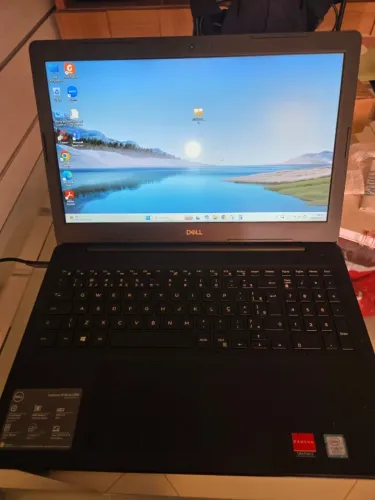 Notebook Dell Inspiron 15 Série 3000 8ª Geração, placa de Vídeo 2GB, 2TB de HD e 8GB Ram