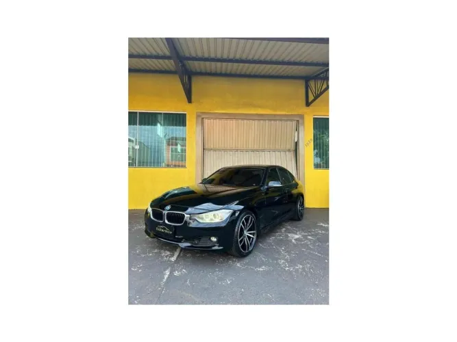BMW 320I A 2.0 Turbo/activeflex 16V 184cv 4P 2013
