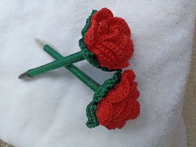 Canetas personalizadas de crochê