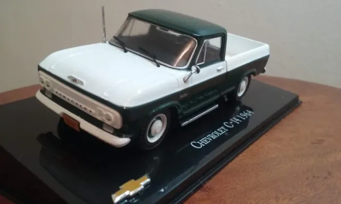 MINIATURA CHEVROLET C-14