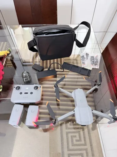 DRONE DJI AIR 2 COMBO - IMPECÁVEL