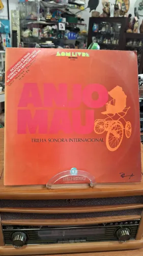 Lp trilha sonora internacional da novela "Anjo Mau",
