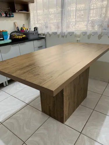 MESA JANTAR 6 LUGARES AMADEIRADA (1,60 x 0,80)