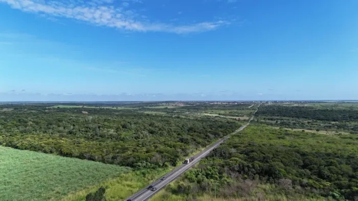 Galpão Para Locação nas Margens da Br 406, Area estratégica com Pista de Avião