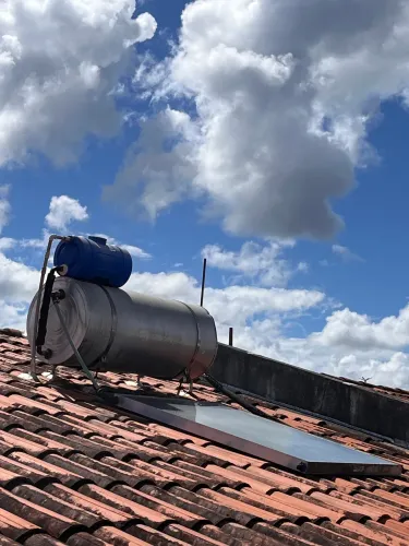Aquecedor Solar Completo Solarem 200L - Economize Já na Conta de Luz!