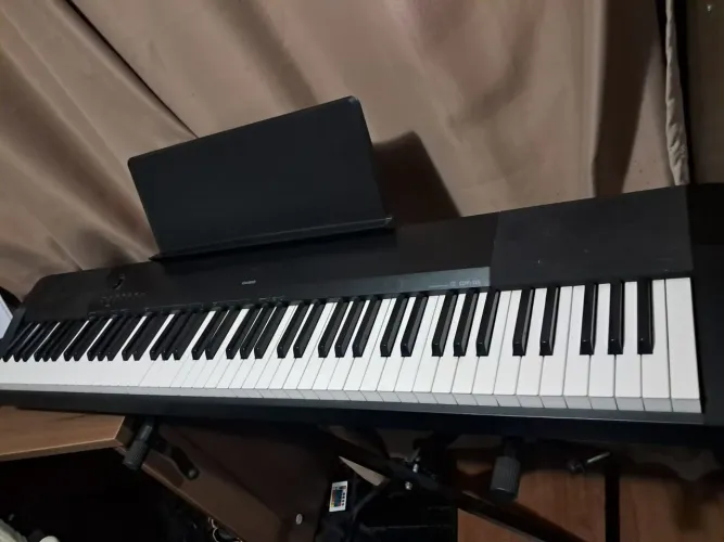 Teclado Piano elétrico CASIO CDP-120 - 88 Teclas + Suporte -Oportunidade
