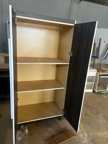 Armário Multiuso 2 Portas - Ótimo Estado