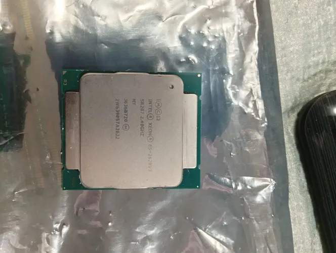Xeon  E5 2620 V3 2.40 GHZ lga 2011