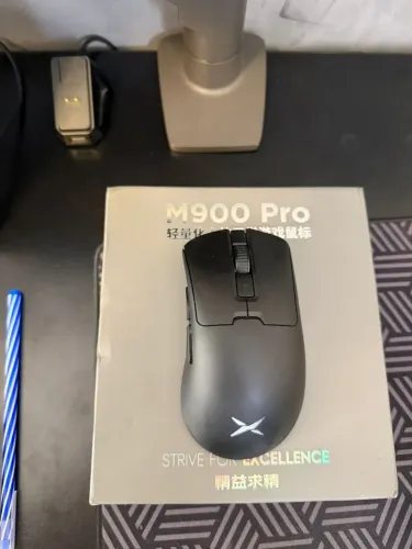 Mouse Deluxe M900 PRO