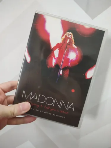Dvd+ cd documentário Originais e Blu-ray Madonna Re-invantion tour fan made show.