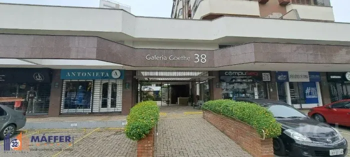 SALA COM 49,00M2 COM MEZANINO NA GOETH