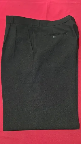 Calça social com pregas, masculina preta, nº 46 excelente qualidade!