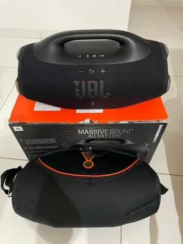 Caixa JBL BOMBOX 4