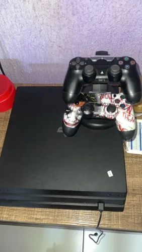 PLAYSTATION 4 PRO 