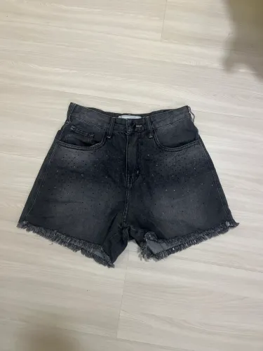 short preto com brilho nunca usado