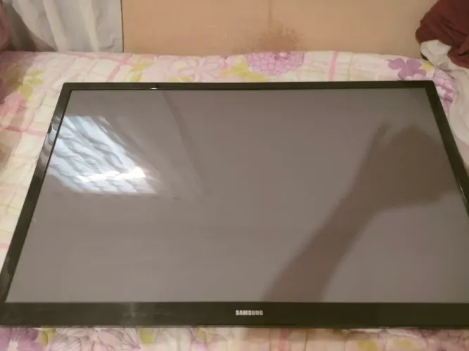 Tv Samsung 43 tela plana