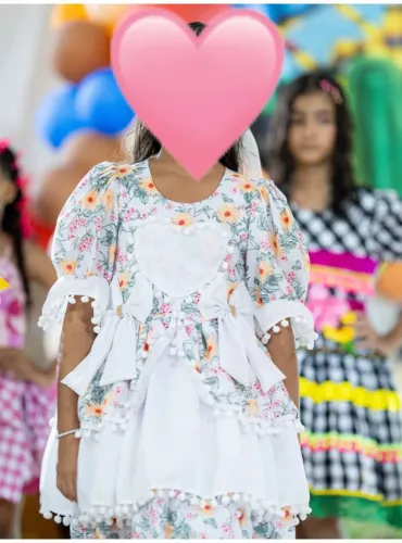 Vestido Noiva junino infantil veste 8 a 10 anos 