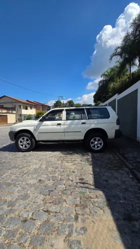 Mitsubishi Pajero Sport HPE 2.5 4X4 Diesel Mec. 2011