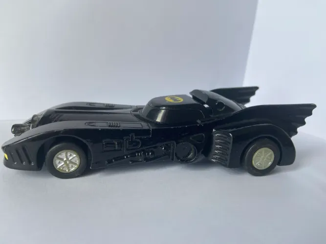 Carrinho Batman 1984 Relíquia 13cm