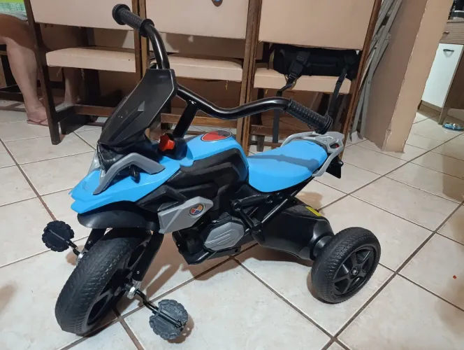 Triciclo infantil