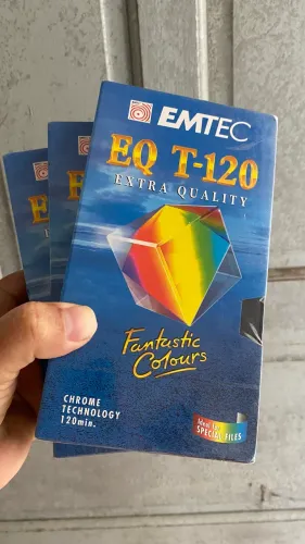 5 Fita vhs lacrada